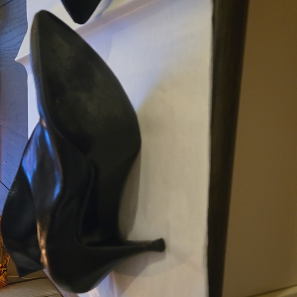Vintage 1990's Bonjour Women's 4 inch heel Pointy Toe Ankle Boots, Size 7 1/2B - Picture 8 of 9